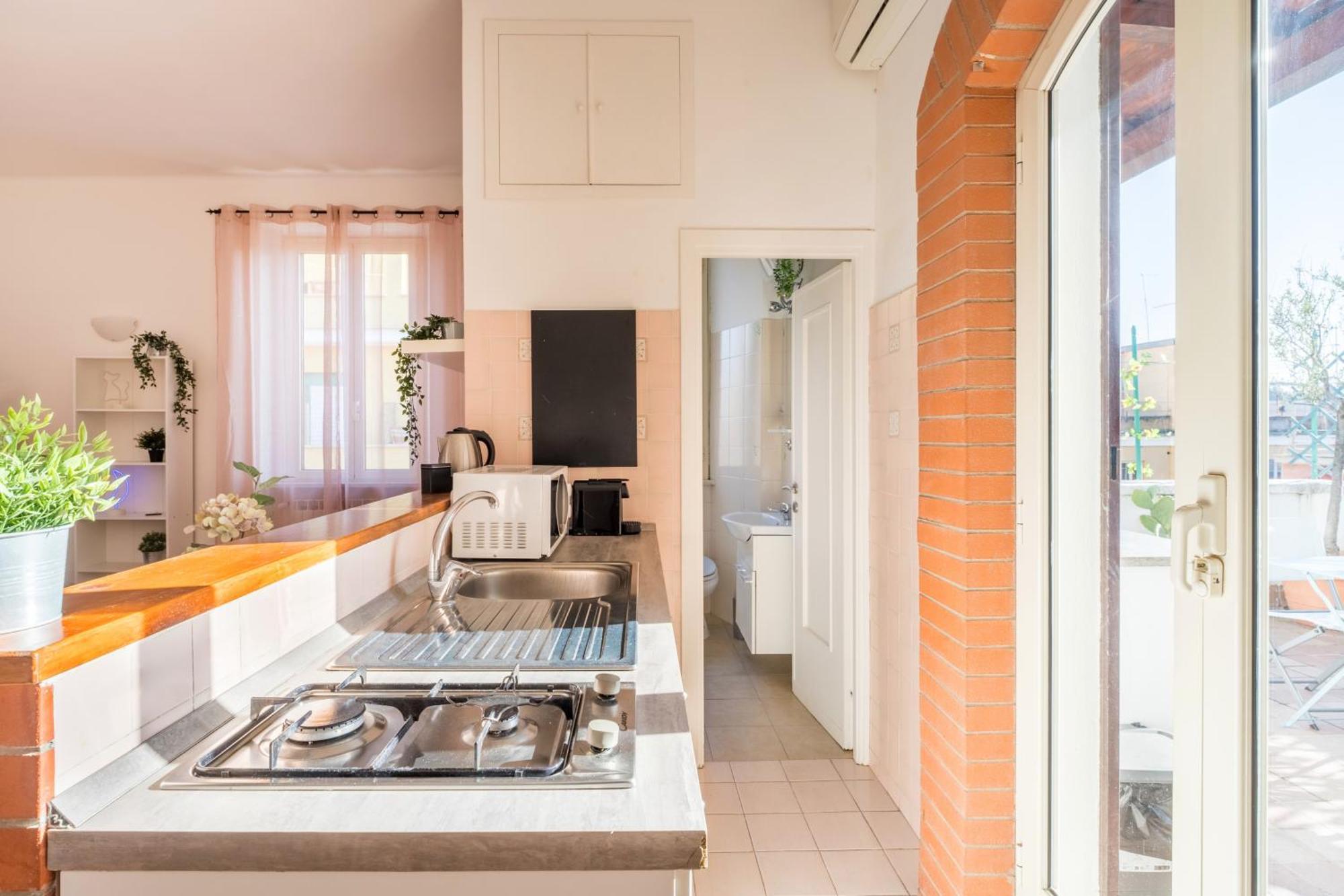 Welcome Dhome - Cozy Penthouse With St. Peter View Рим Екстериор снимка