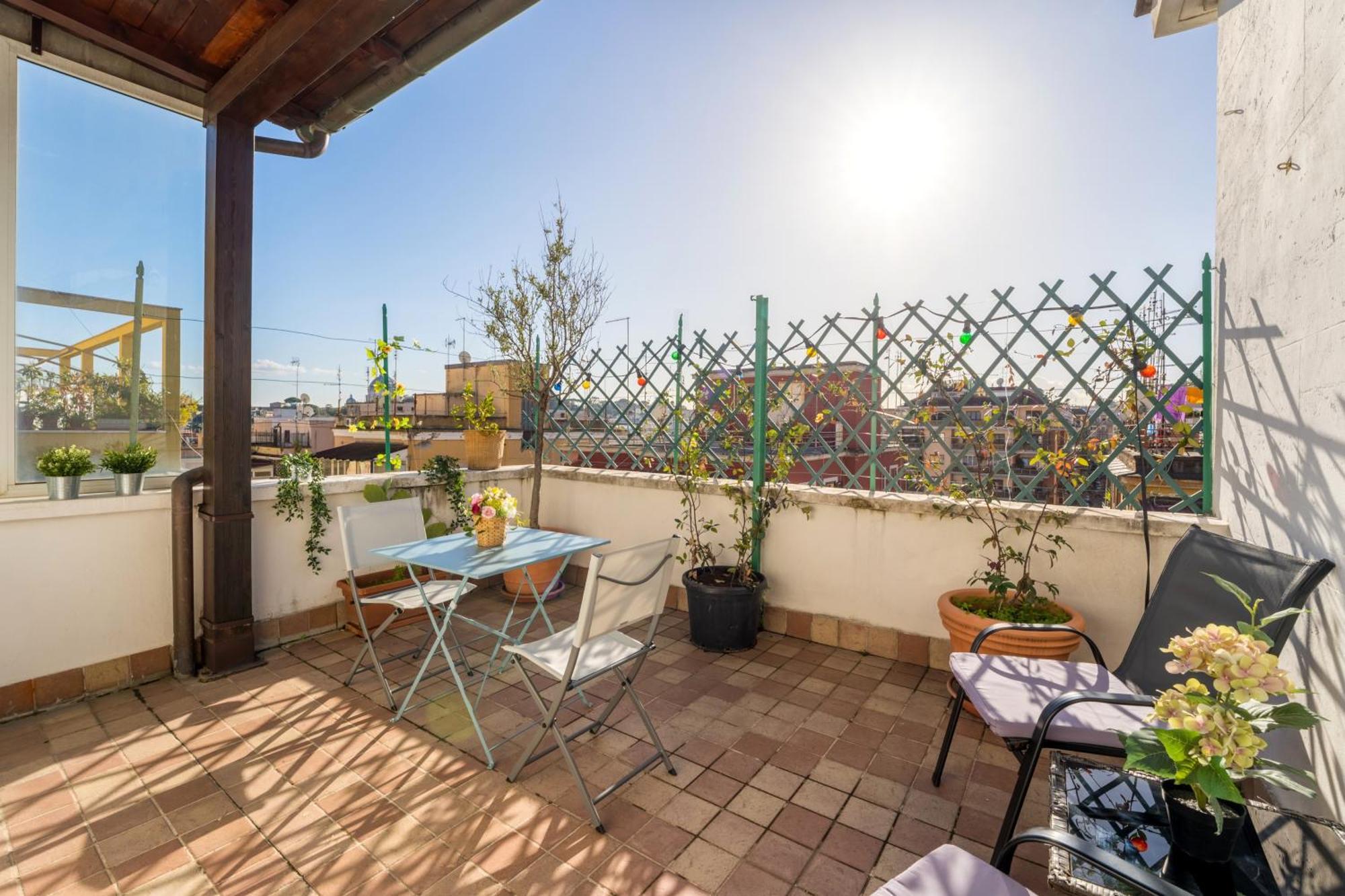 Welcome Dhome - Cozy Penthouse With St. Peter View Рим Екстериор снимка